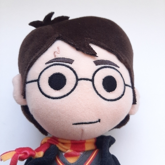 Harry Potter Q Pals plush doll 9" - Picture 3 of 12